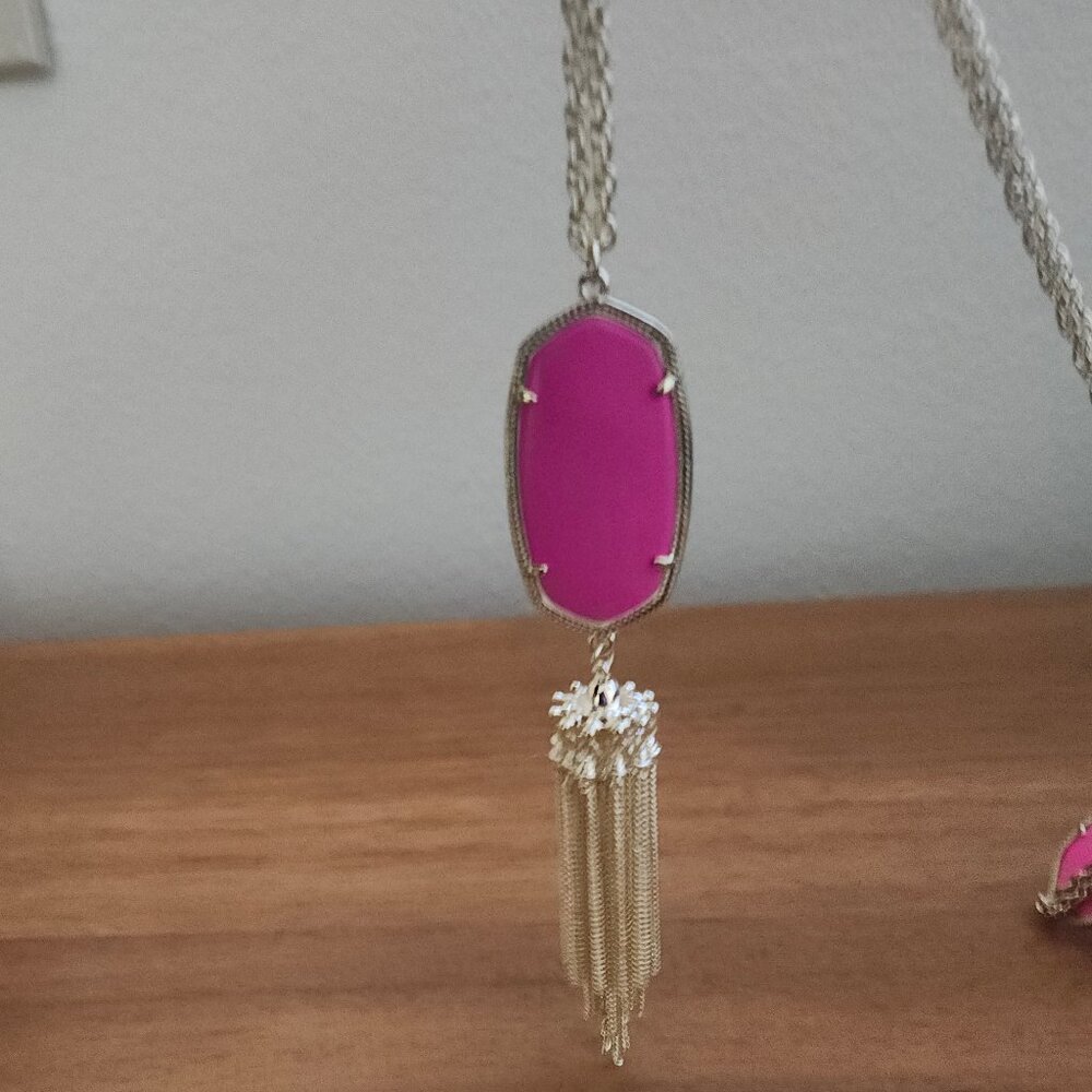 Kendra Scott Magenta Pink Rayne Gold Tassel Necklace